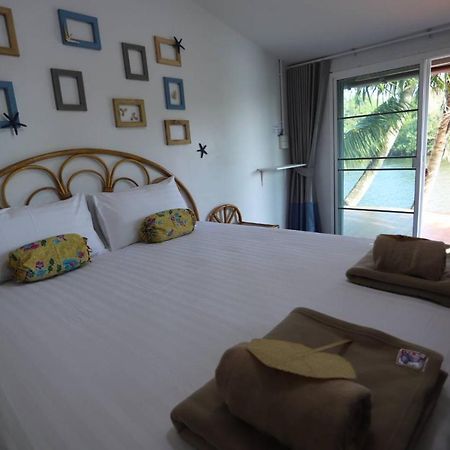 Thipwararom Homestay Takuapa Exterior photo